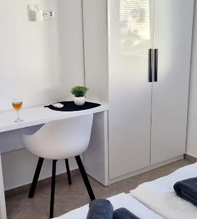 Dinary Apartment Vir