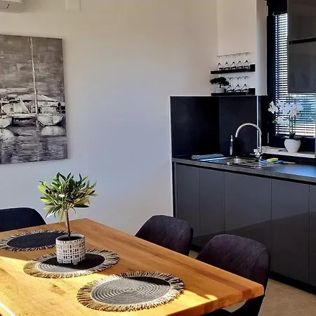 Dinary Apartment
