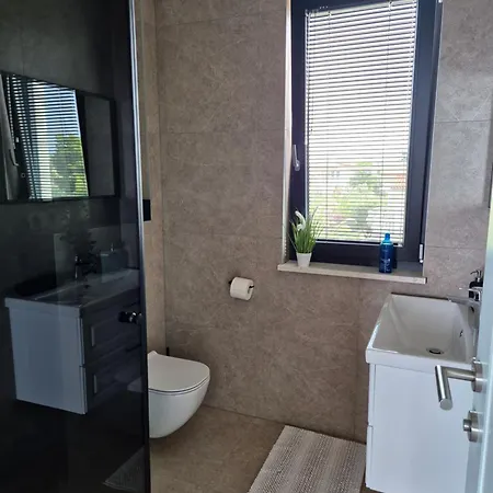 Dinary Apartment Vir