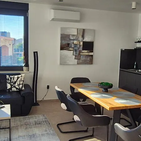 Dinary Apartment