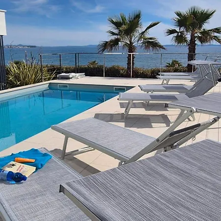 Dinary Apartment Vir